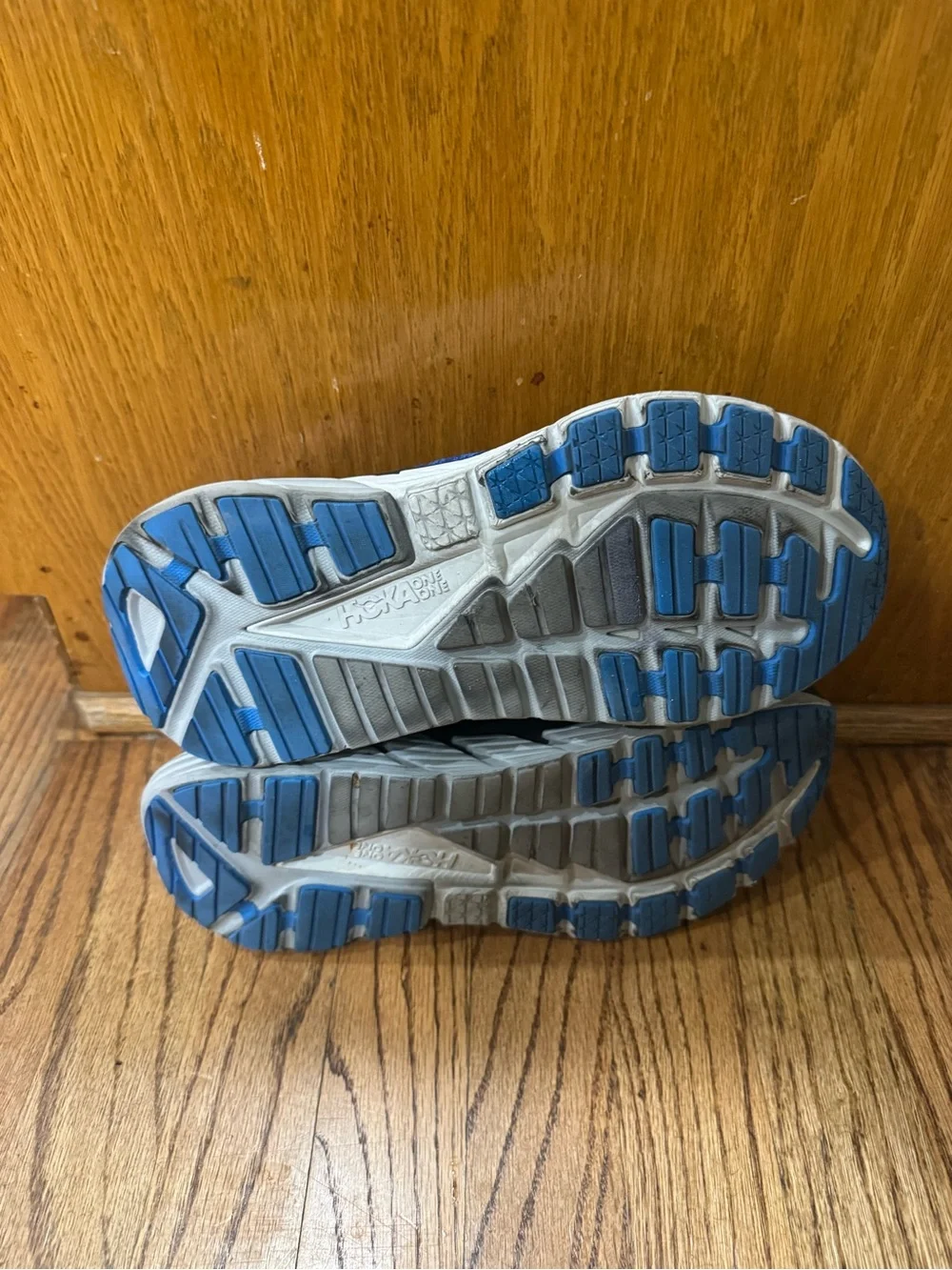 MEN’S HOKA ONE GAVIOTA 4 RUNNING SHOES SIZE 9D